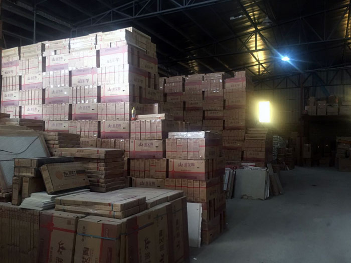 嫩草蜜桃在线视频陶瓷砖重庆大足区代理商胡洪军：没有做不成的事，只有不会做事的人