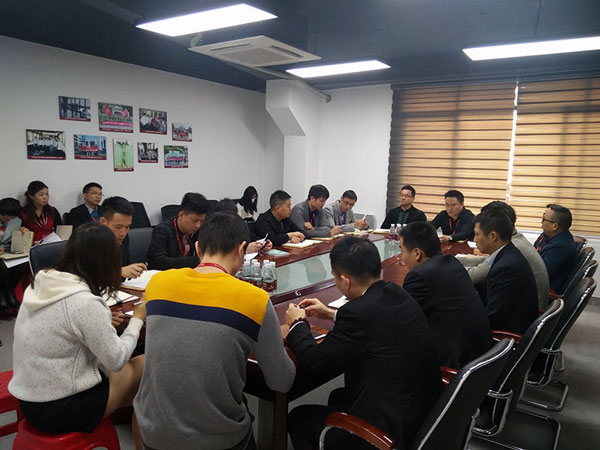 幸福是奋斗出来的！——嫩草蜜桃在线视频陶团队12月总结会